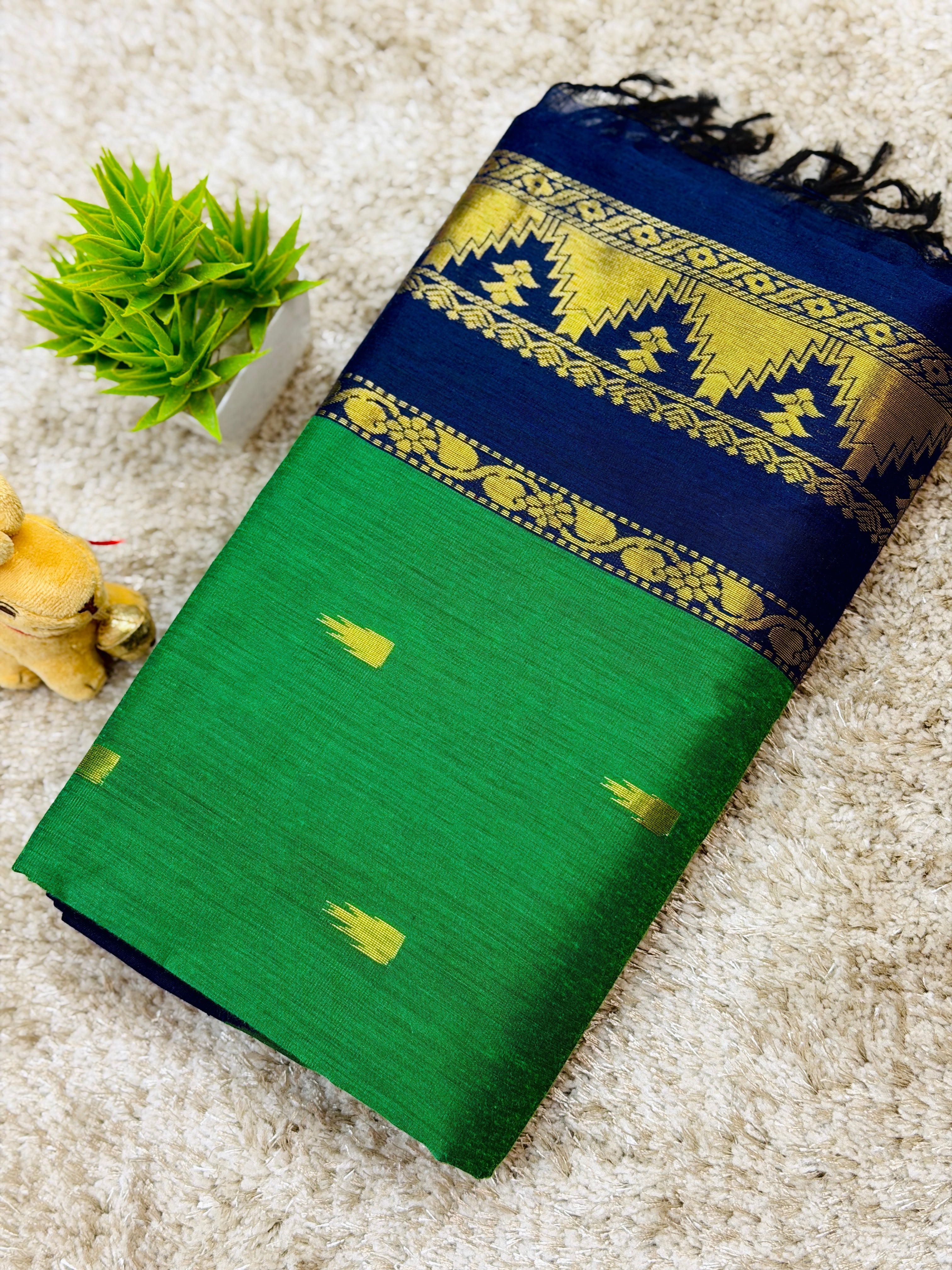Elegant Green Saree with Navy Blue Border